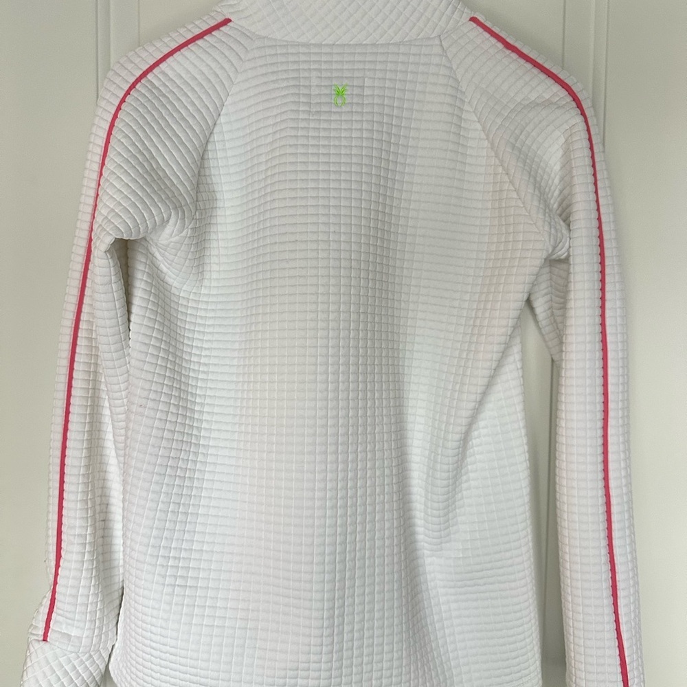 Dudley Stephens White Waffle Pullover. Includes Dudley Stephen’s tote 🍍 - Picture 11 of 15